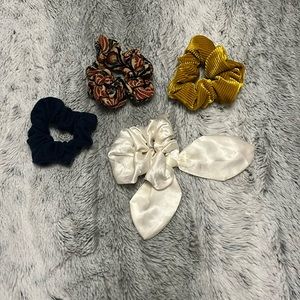 Lot of 4 fun fall scrunchies